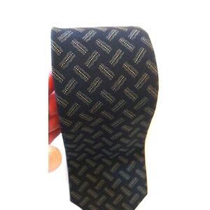 BARNEYS New York 100% Silk Neck Tie Classic Navy Blue Multi‎ Men's Tie I…